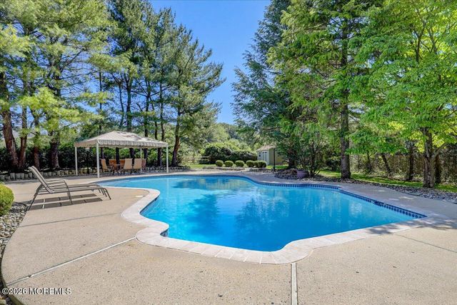 6 Woodhollow Drive, Holmdel, NJ 07733