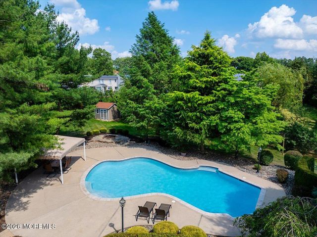 6 Woodhollow Drive, Holmdel, NJ 07733