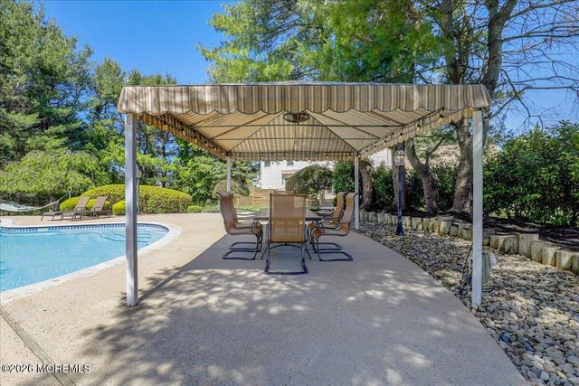 6 Woodhollow Drive, Holmdel, NJ 07733