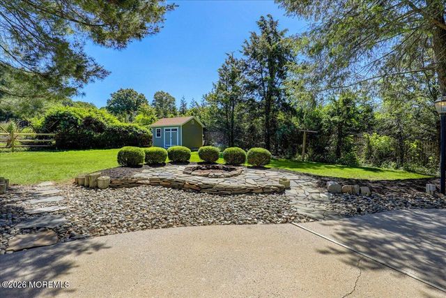 6 Woodhollow Drive, Holmdel, NJ 07733