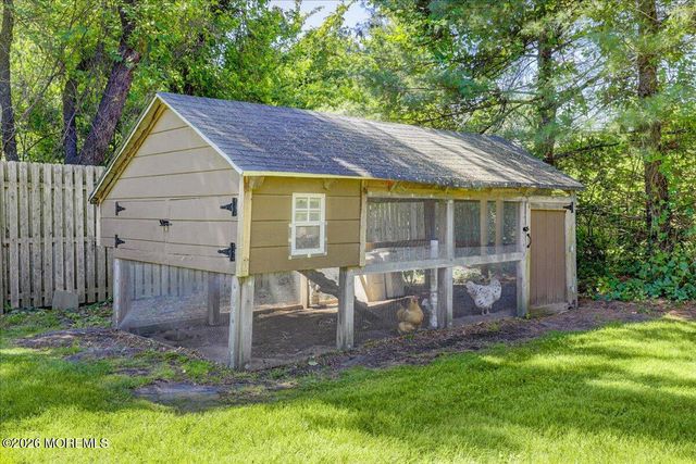 6 Woodhollow Drive, Holmdel, NJ 07733
