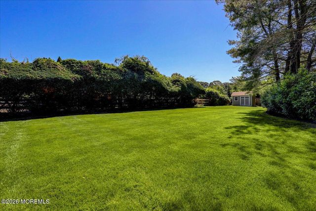 6 Woodhollow Drive, Holmdel, NJ 07733