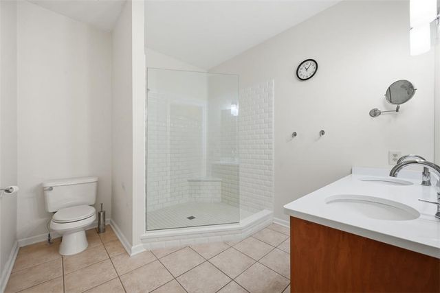 124 Willow Drive, Easton, PA 18045
