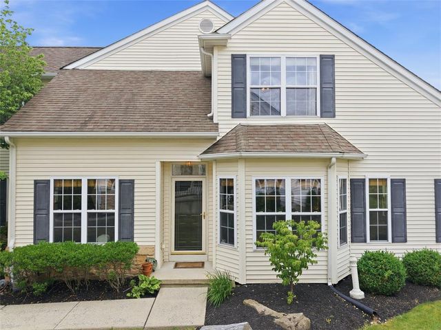 124 Willow Drive, Easton, PA 18045