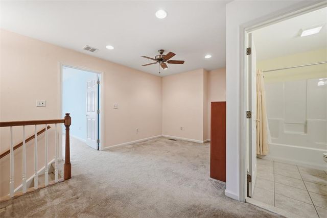 124 Willow Drive, Easton, PA 18045