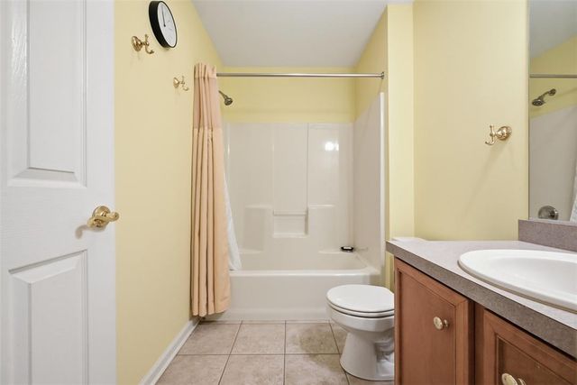 124 Willow Drive, Easton, PA 18045
