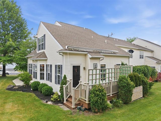 124 Willow Drive, Easton, PA 18045