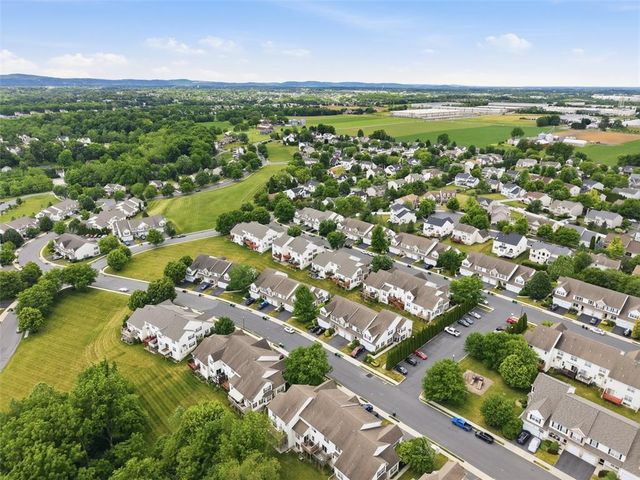124 Willow Drive, Easton, PA 18045