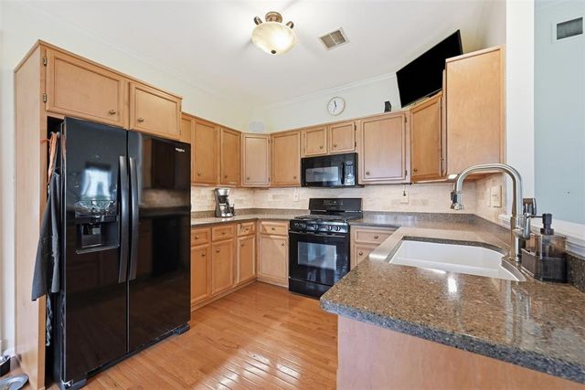 124 Willow Drive, Easton, PA 18045