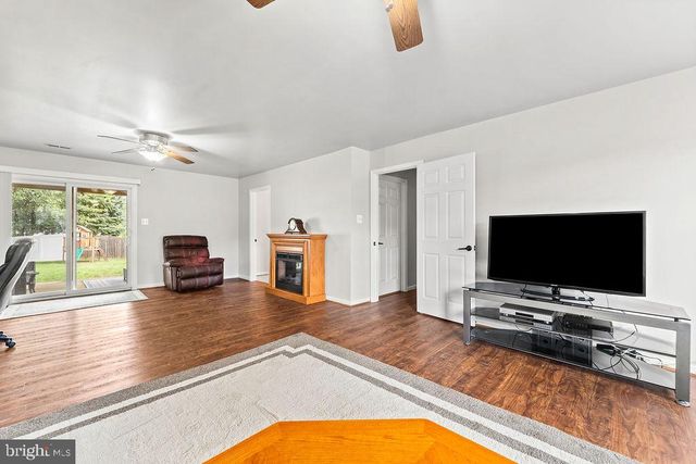 40 THORNBERRY LN, Stafford, VA 22556