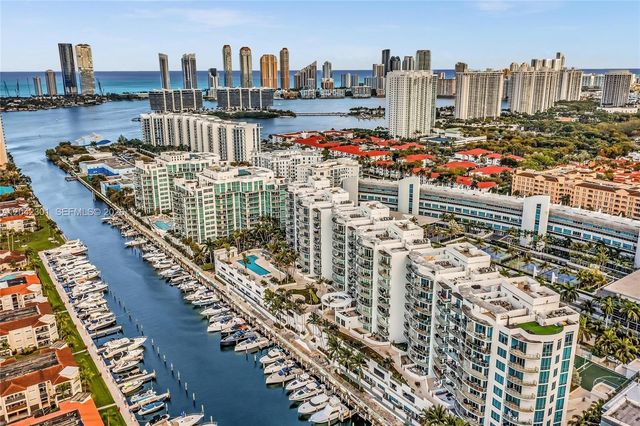 3029 NE 188th Street 822, Aventura, FL 33180