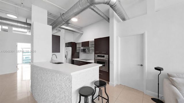 3029 NE 188th Street 822, Aventura, FL 33180