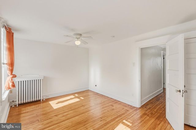 38 MAPLE AVE, Upper Darby, PA 19082