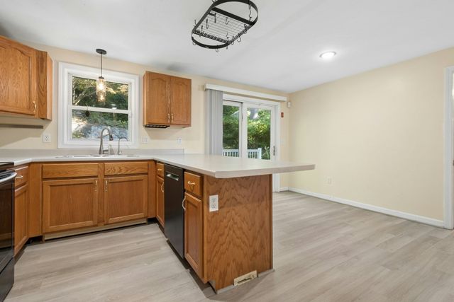 13 Calvin, Ayer, MA 01432