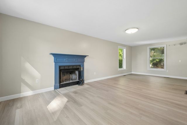 13 Calvin, Ayer, MA 01432