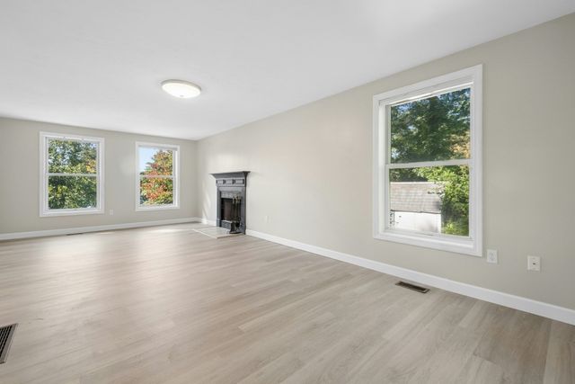 13 Calvin, Ayer, MA 01432