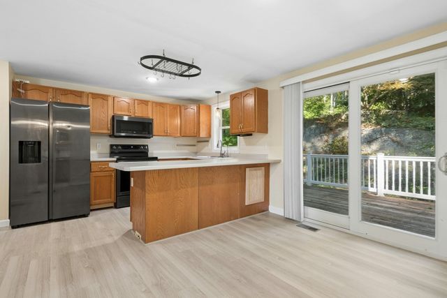 13 Calvin, Ayer, MA 01432