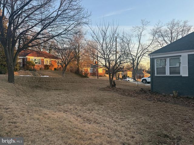 5603 HAWTHORNE ST, Landover, MD 20785
