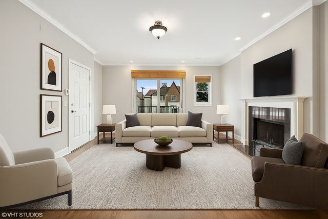 2461 W Foster Avenue 2E, Chicago, IL 60625