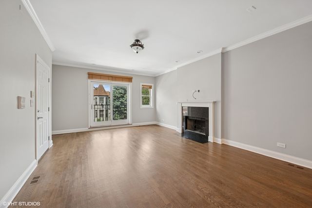 2461 W Foster Avenue 2E, Chicago, IL 60625