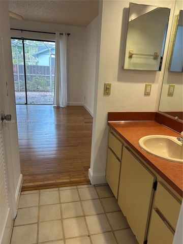 6857 SW 36th Ct 6-B, Miramar, FL 33023