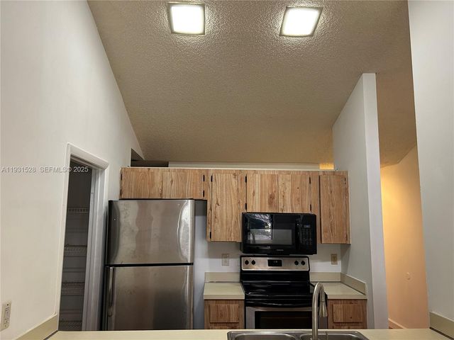 6857 SW 36th Ct 6-B, Miramar, FL 33023