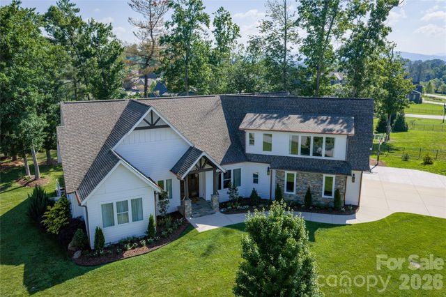 210 Samuel Drive, Mills River, NC 28759