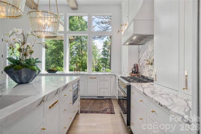 210 Samuel Drive, Mills River, NC 28759