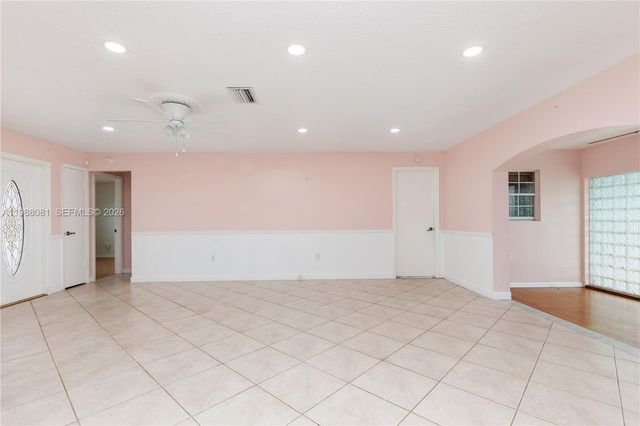 8970 Johnson St, Pembroke Pines, FL 33024