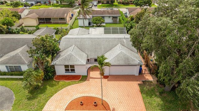 8970 Johnson St, Pembroke Pines, FL 33024