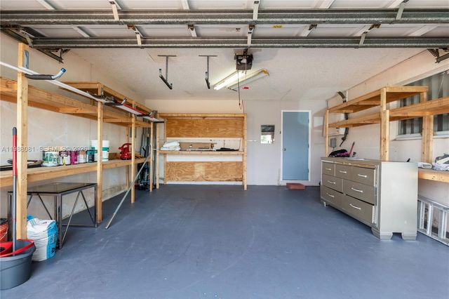 8970 Johnson St, Pembroke Pines, FL 33024