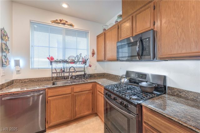 6134 Pine Villa Avenue 102, Las Vegas, NV 89108