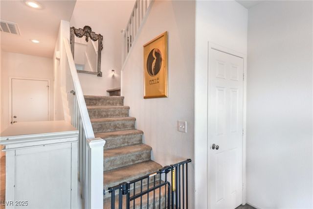 6134 Pine Villa Avenue 102, Las Vegas, NV 89108