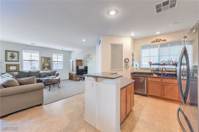 6134 Pine Villa Avenue 102, Las Vegas, NV 89108