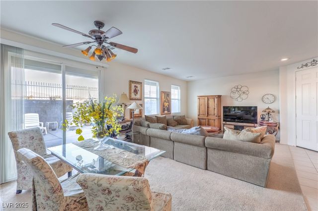 6134 Pine Villa Avenue 102, Las Vegas, NV 89108