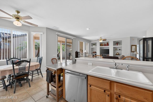 15720 W CLEAR CANYON Drive, Surprise, AZ 85374