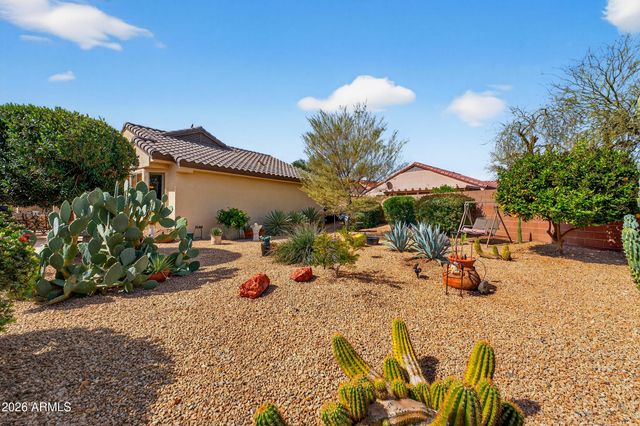 15720 W CLEAR CANYON Drive, Surprise, AZ 85374