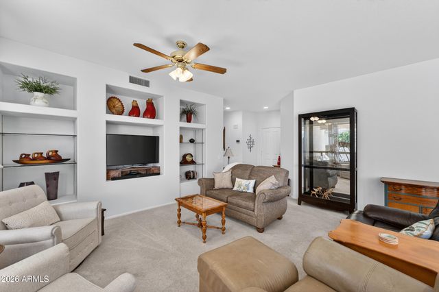15720 W CLEAR CANYON Drive, Surprise, AZ 85374