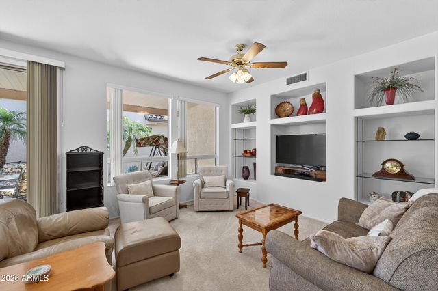 15720 W CLEAR CANYON Drive, Surprise, AZ 85374