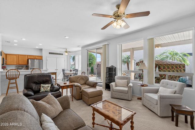 15720 W CLEAR CANYON Drive, Surprise, AZ 85374