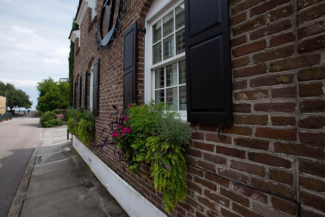 3 Exchange Street, Charleston, SC 29401