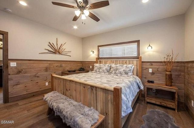 1563 Mountain Dreams Way, Sevierville, TN 37862