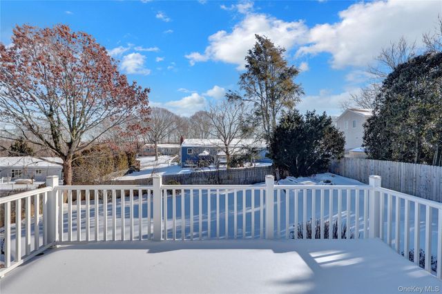 293 Avenue B, Ronkonkoma, NY 11779