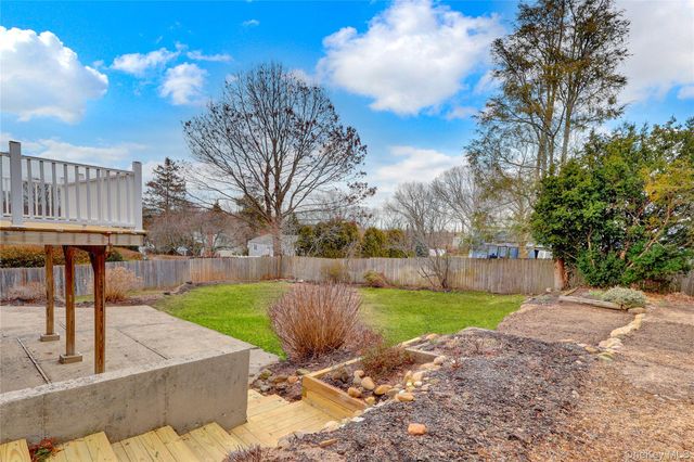 293 Avenue B, Ronkonkoma, NY 11779