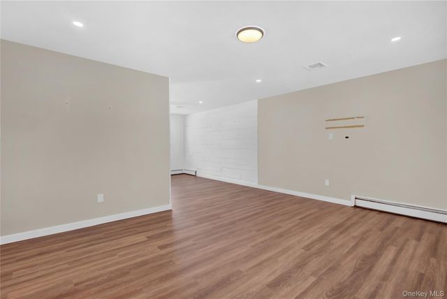 293 Avenue B, Ronkonkoma, NY 11779