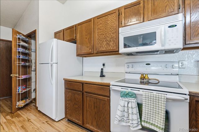 5916 S Jellison Street F, Littleton, CO 80123