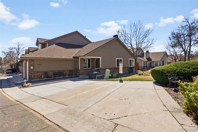 5916 S Jellison Street F, Littleton, CO 80123