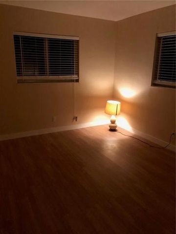 3200 NE 13th Avenue A-b, Oakland Park, FL 33334