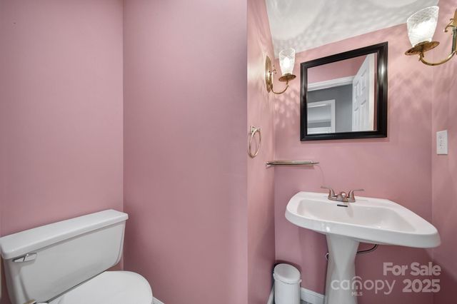 718 Emerson Drive, Mooresville, NC 28115