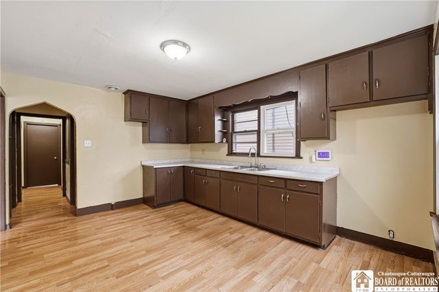 414 18th Street, Niagara Falls, NY 14303